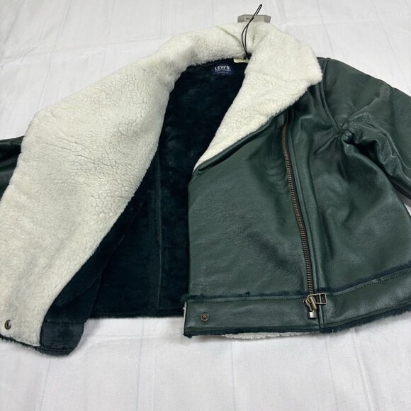 Levi’s Women’s Green Vegan Leather Sherpa Crop Moto Jacket Size Large. - Picture 8 of 16